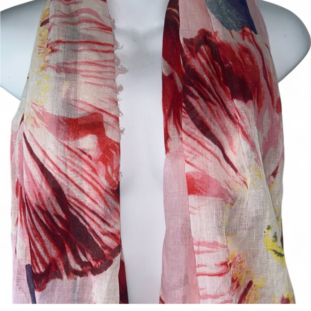 Elegant Floral Print Scarf